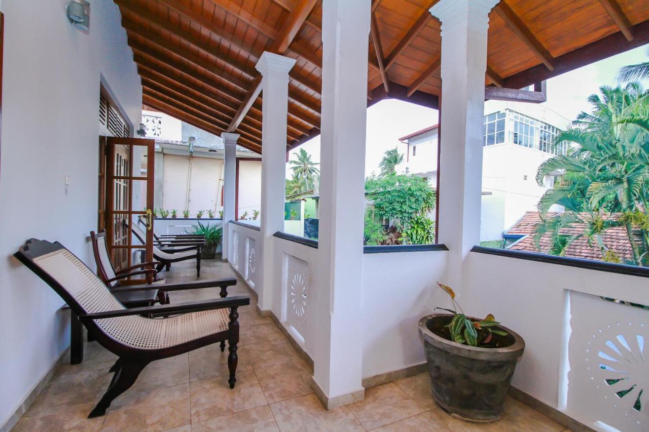 Chami Villa Bentota Buitenkant foto