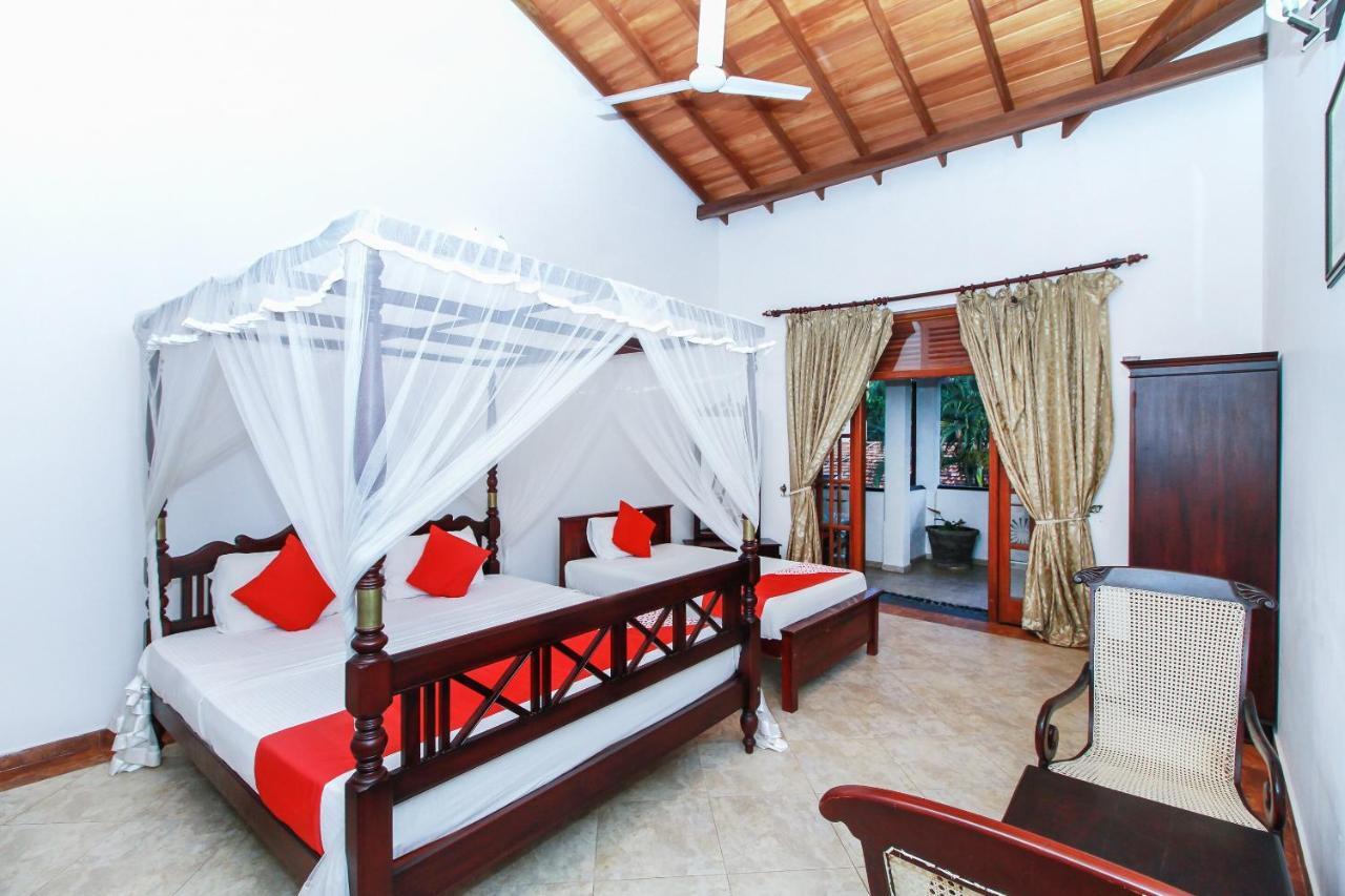 Chami Villa Bentota Buitenkant foto